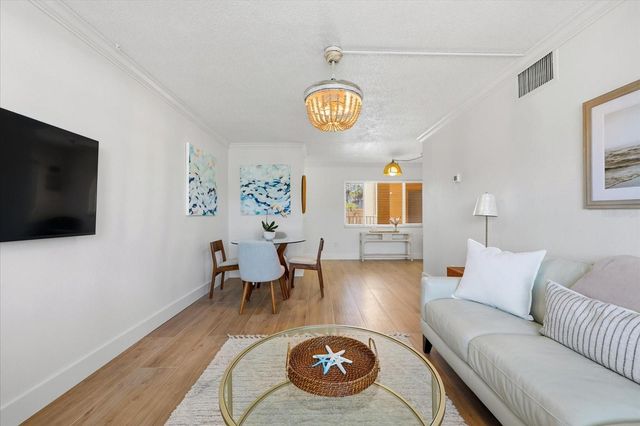 3575 GULF BOULEVARD 105, St Pete Beach, FL 33706