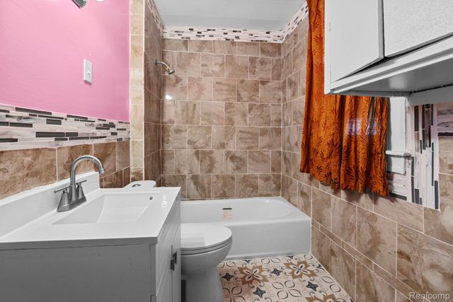 7473 Quinn Street, Detroit, MI 48234