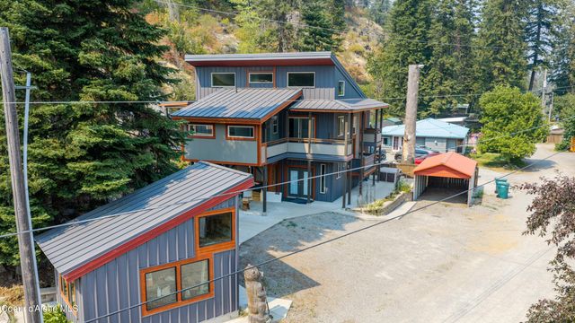 20725 N Altamont RD, Rathdrum, ID 83858