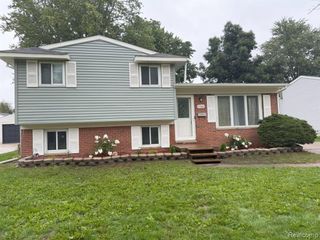 5348 Winshall Drive, Swartz Creek, MI 48473