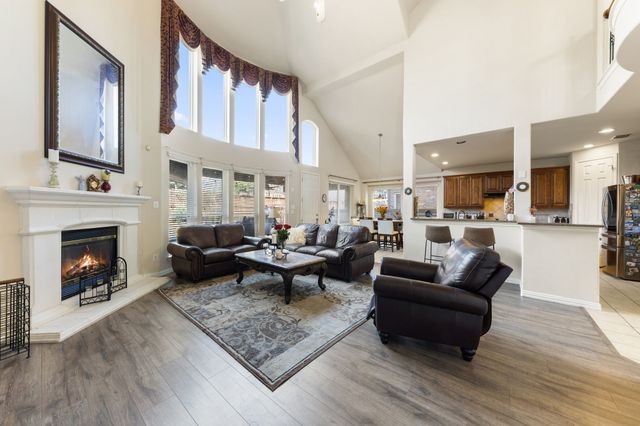 721 Peco Street, Lantana, TX 76226