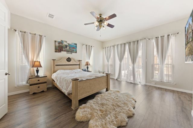 721 Peco Street, Lantana, TX 76226