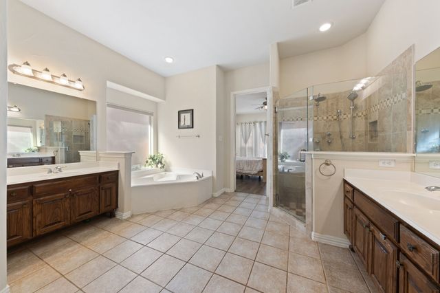 721 Peco Street, Lantana, TX 76226