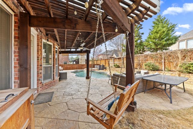 721 Peco Street, Lantana, TX 76226