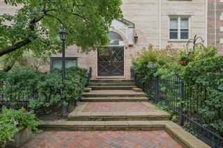 830 Forest Avenue B, Evanston, IL 60202
