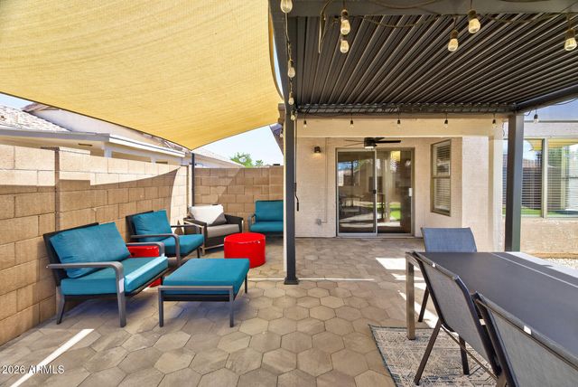 14911 W PORT ROYALE Lane, Surprise, AZ 85379