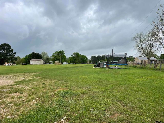 677 S Chandler, Rusk, TX 75785