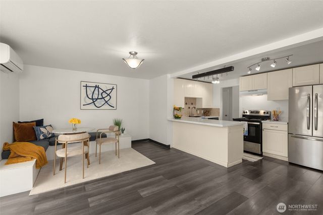 11214 Cornell Avenue S, Seattle, WA 98178
