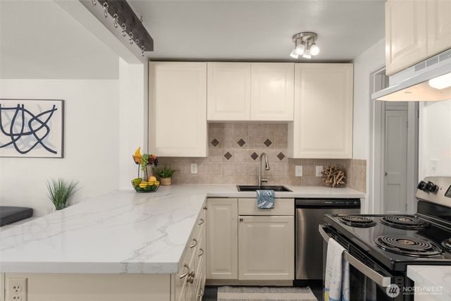 11214 Cornell Avenue S, Seattle, WA 98178