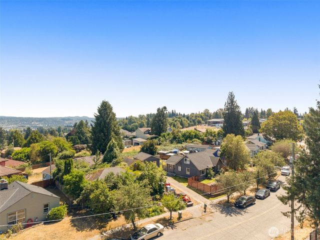 11214 Cornell Avenue S, Seattle, WA 98178