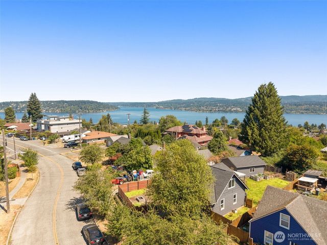 11214 Cornell Avenue S, Seattle, WA 98178