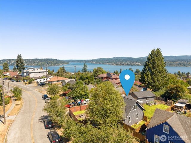 11214 Cornell Avenue S, Seattle, WA 98178
