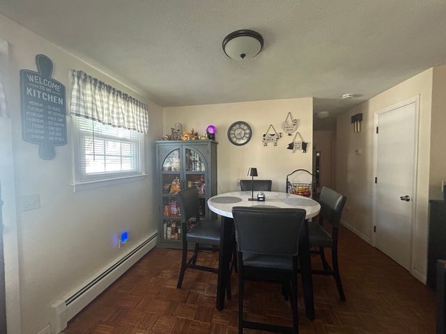 387 Mendon Rd, Attleboro, MA 02703