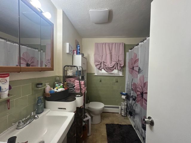 387 Mendon Rd, Attleboro, MA 02703