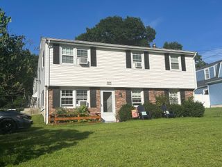 387 Mendon Rd, Attleboro, MA 02703