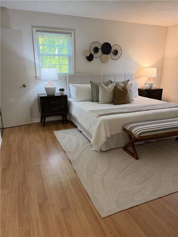 114 Village Court, Woodstock, GA 30188