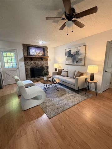 114 Village Court, Woodstock, GA 30188