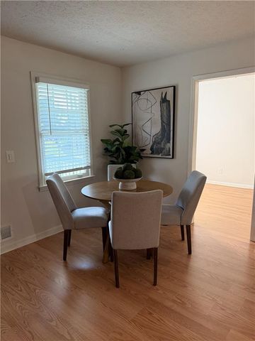 114 Village Court, Woodstock, GA 30188