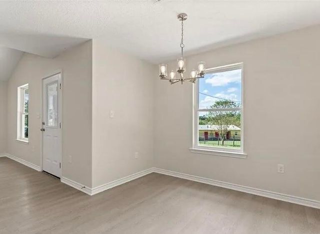 213 N Gladys St, Leesville, LA 71446