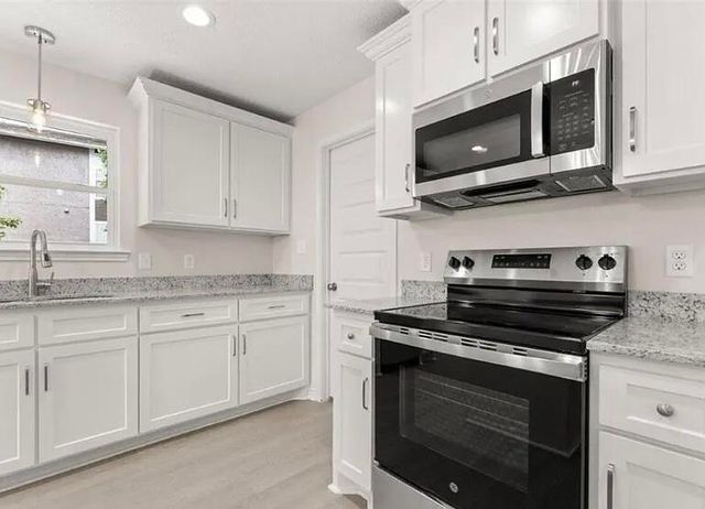 213 N Gladys St, Leesville, LA 71446