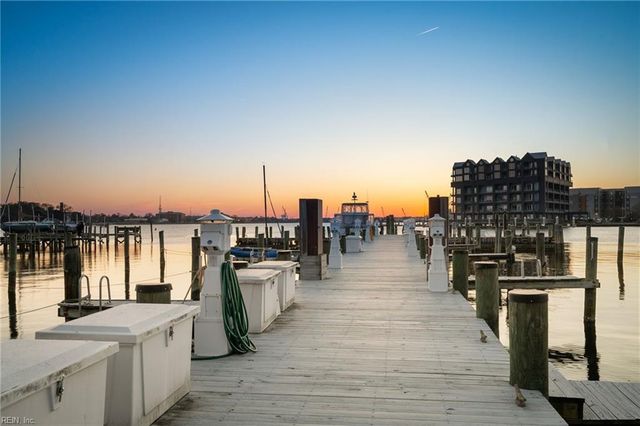 421 W Bute St Apt 305, Norfolk, VA 23510