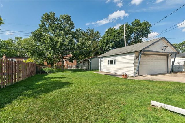4244 Adeline Drive, Oak Lawn, IL 60453
