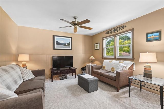 4244 Adeline Drive, Oak Lawn, IL 60453