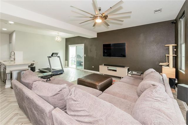 1565 Arbor Knot, Kyle, TX 78640