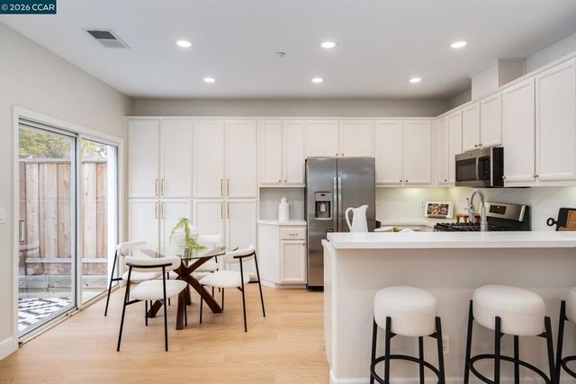 170 170 Shadowhill Cir, San Ramon, CA 94583