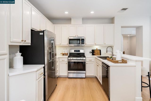 170 170 Shadowhill Cir, San Ramon, CA 94583