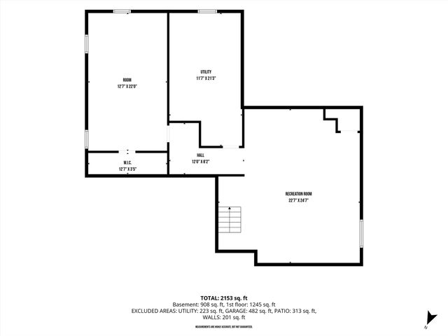 203 Oakwood DRIVE, Manitowoc, WI 54220