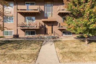 6403 Aurora Avenue 5, Urbandale, IA 50322