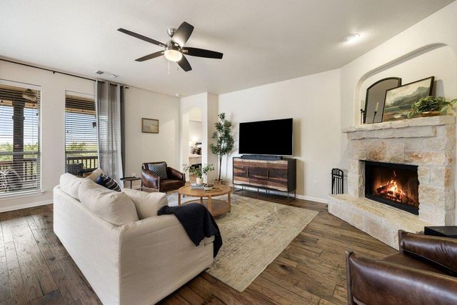 22332 Rock Wren RD, Spicewood, TX 78669