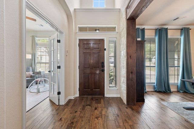 22332 Rock Wren RD, Spicewood, TX 78669