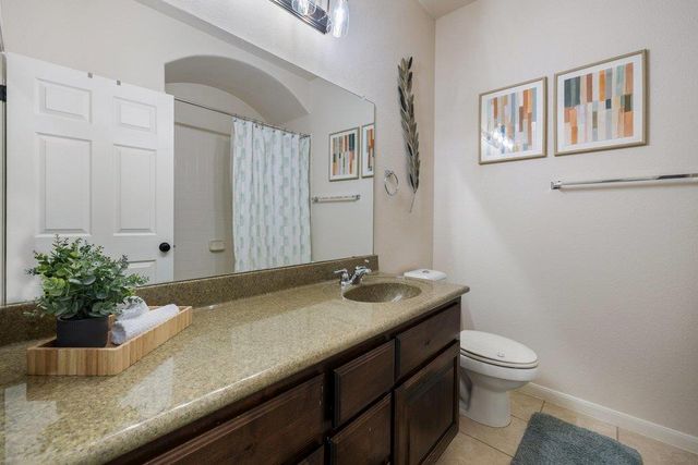 22332 Rock Wren RD, Spicewood, TX 78669