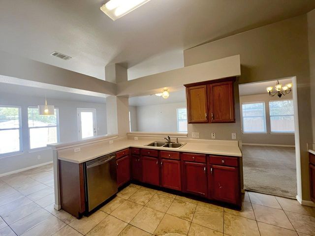 713 Ranchero RD, Leander, TX 78641