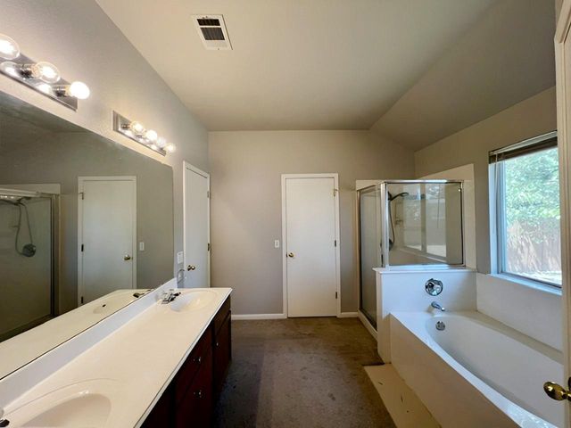 713 Ranchero RD, Leander, TX 78641