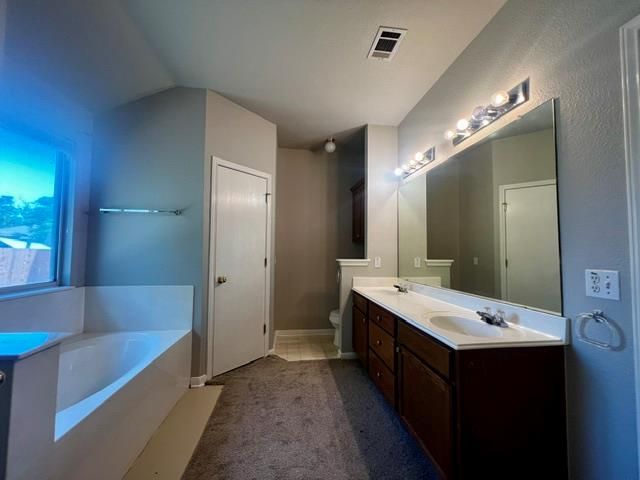 713 Ranchero RD, Leander, TX 78641