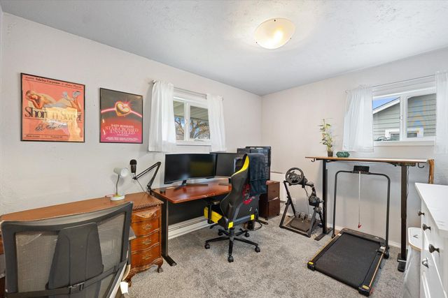 1327 W Joseph Ave, Spokane, WA 99205