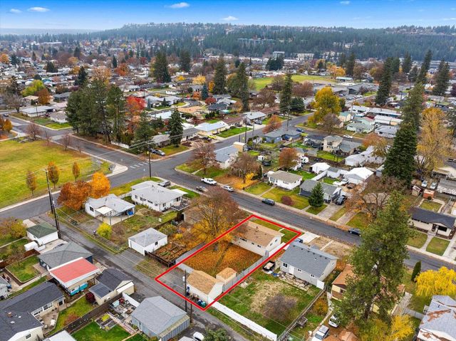 1327 W Joseph Ave, Spokane, WA 99205