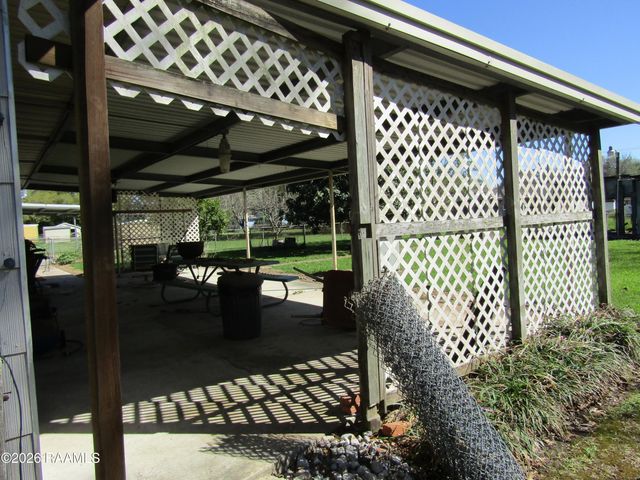 208 Acadian Street, New Iberia, LA 70560