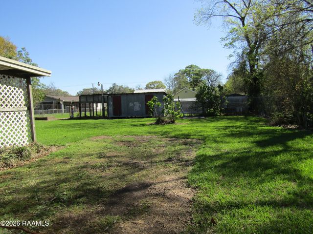 208 Acadian Street, New Iberia, LA 70560