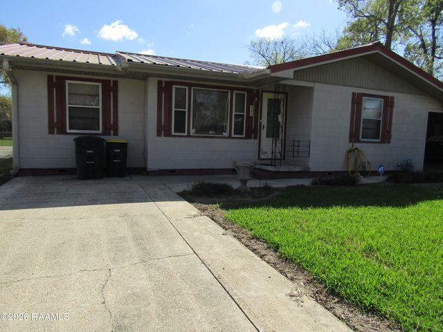 208 Acadian Street, New Iberia, LA 70560