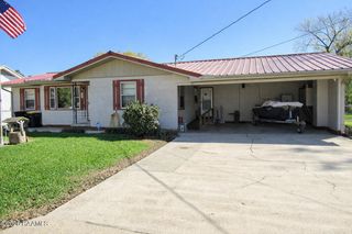 208 Acadian Street, New Iberia, LA 70560