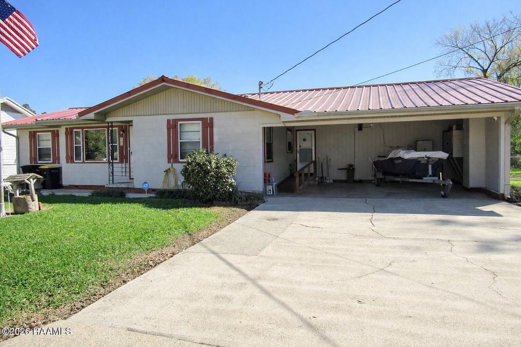 208 Acadian Street, New Iberia, LA 70560