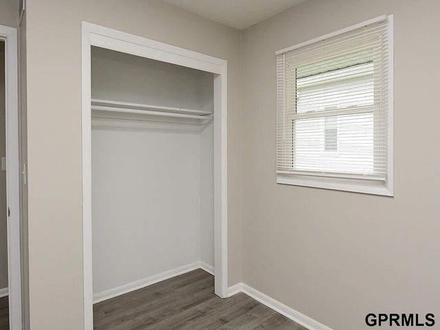 2426 S 8 Street, Lincoln, NE 68502