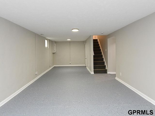 2426 S 8 Street, Lincoln, NE 68502