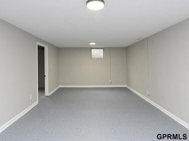 2426 S 8 Street, Lincoln, NE 68502