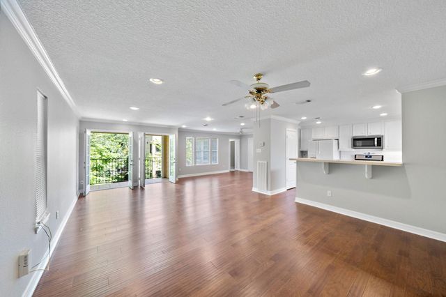 1801 Lexington Street, Houston, TX 77098