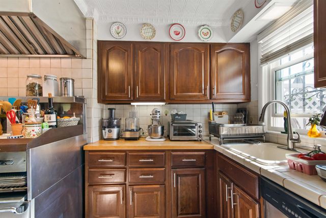 254.5 PALISADE AVE, Jc, Heights, NJ 07307